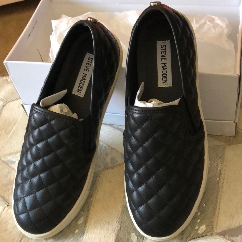 Steve Madden Quilted Sneakers